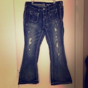Amethyst destructed jeans